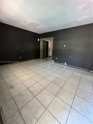1830 NW 135th St, Miami, FL 33167