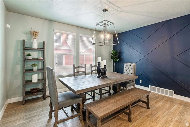 2052 W PHILLIPS ST, Kaysville, UT 84037