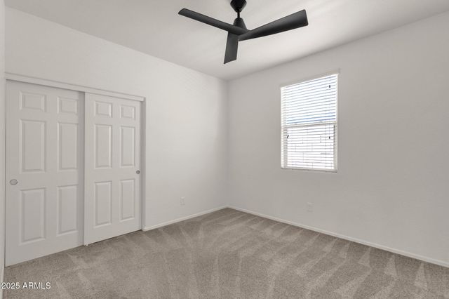 22472 E SONOQUI Boulevard, Queen Creek, AZ 85142