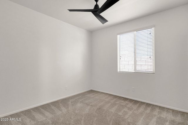 22472 E SONOQUI Boulevard, Queen Creek, AZ 85142