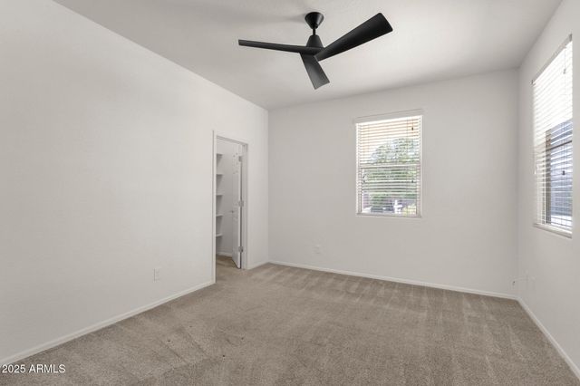 22472 E SONOQUI Boulevard, Queen Creek, AZ 85142