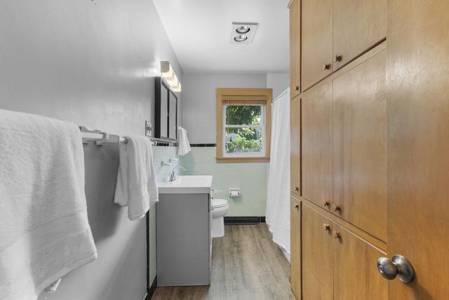 4325 Travis Terrace, Madison, WI 53711