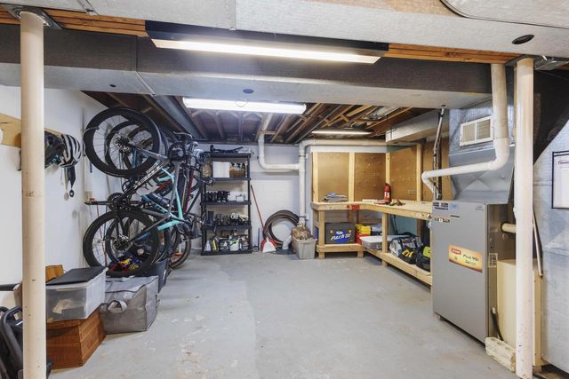 4325 Travis Terrace, Madison, WI 53711