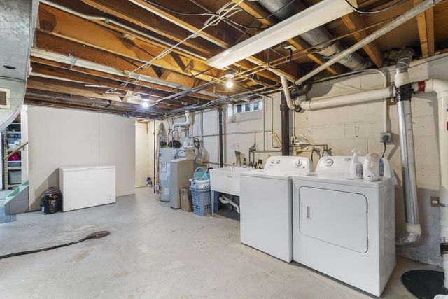 4325 Travis Terrace, Madison, WI 53711