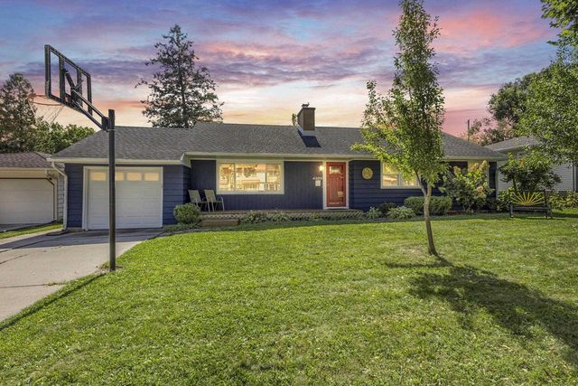 4325 Travis Terrace, Madison, WI 53711