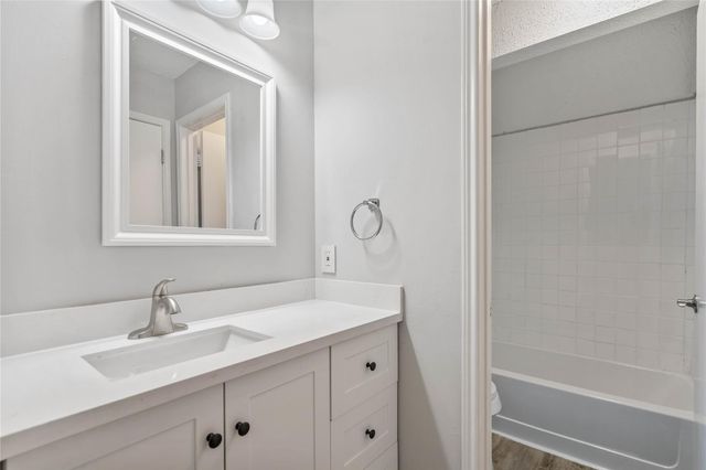12808 Chromite ST B, Austin, TX 78727