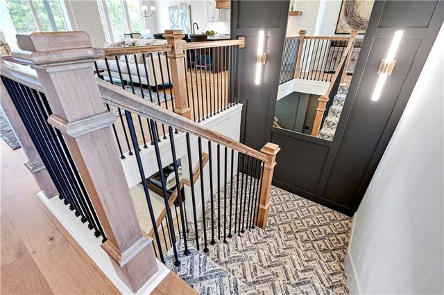 24999 W 98th Place, Lenexa, KS 66227