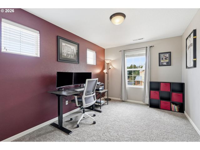 3690 Se STARLING Pl, Hillsboro, OR 97123