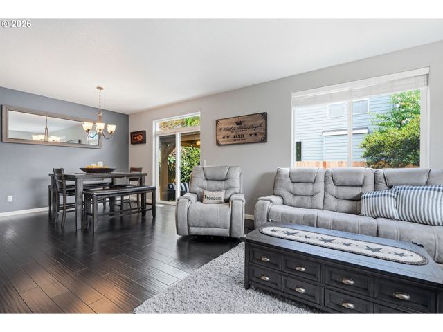 3690 Se STARLING Pl, Hillsboro, OR 97123