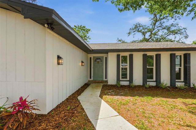 9516 MERRIMOOR BOULEVARD, Seminole, FL 33777