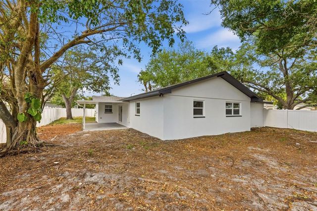9516 MERRIMOOR BOULEVARD, Seminole, FL 33777