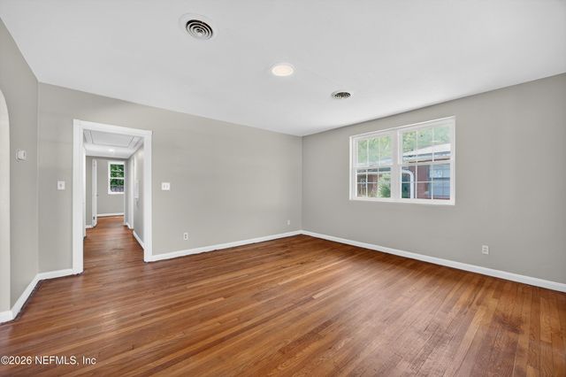 4220 GENOA Avenue, Jacksonville, FL 32210