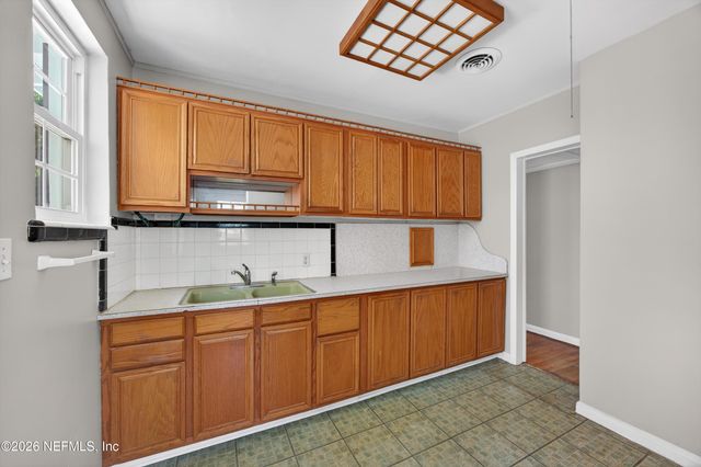 4220 GENOA Avenue, Jacksonville, FL 32210