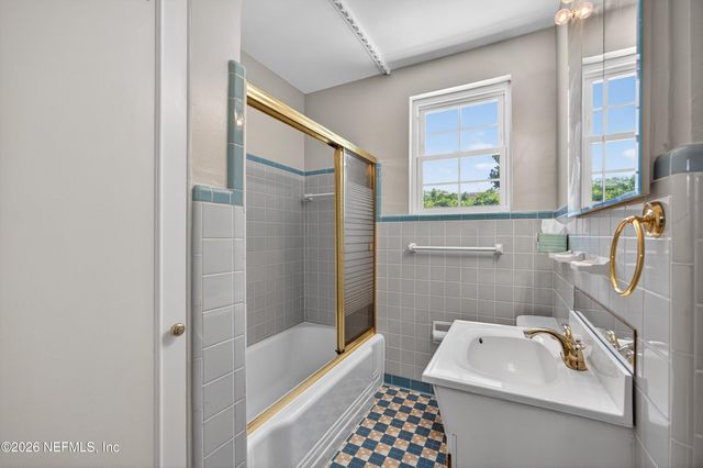 4220 GENOA Avenue, Jacksonville, FL 32210