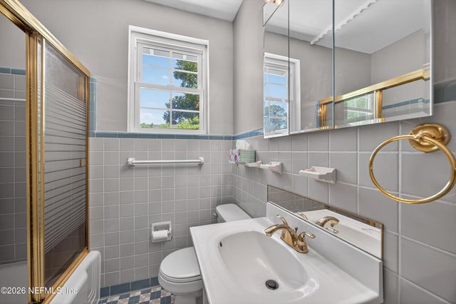 4220 GENOA Avenue, Jacksonville, FL 32210