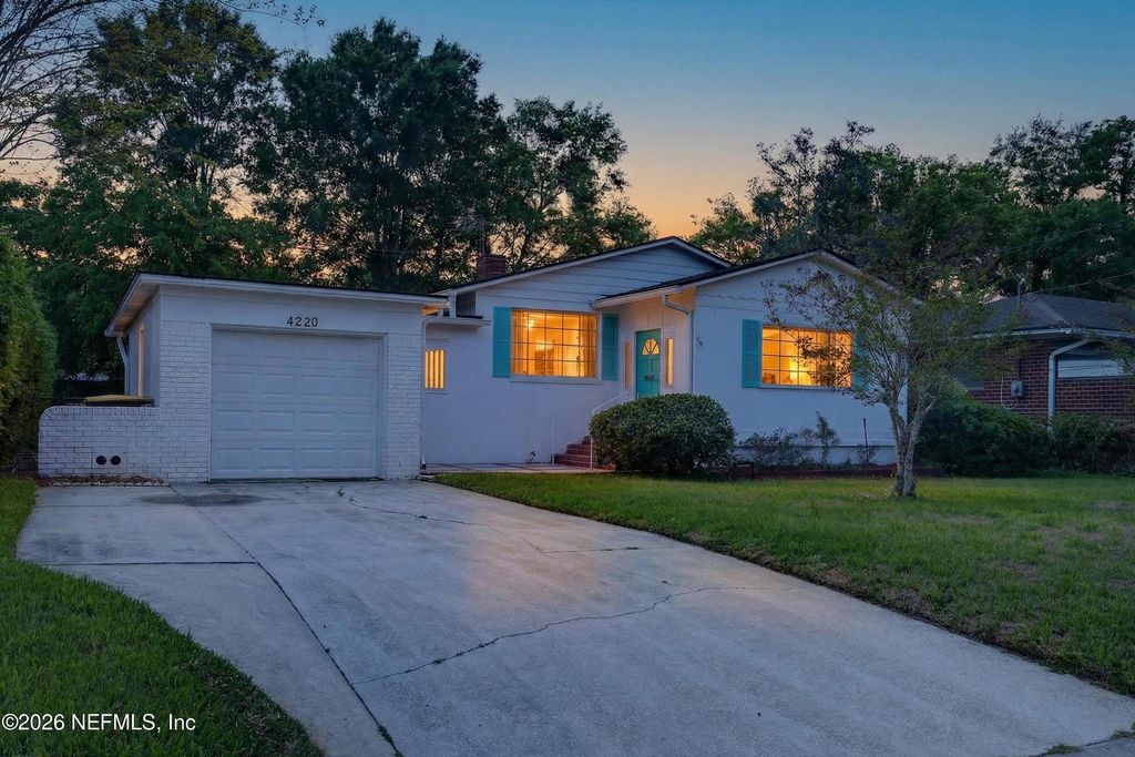 4220 GENOA Avenue, Jacksonville, FL 32210