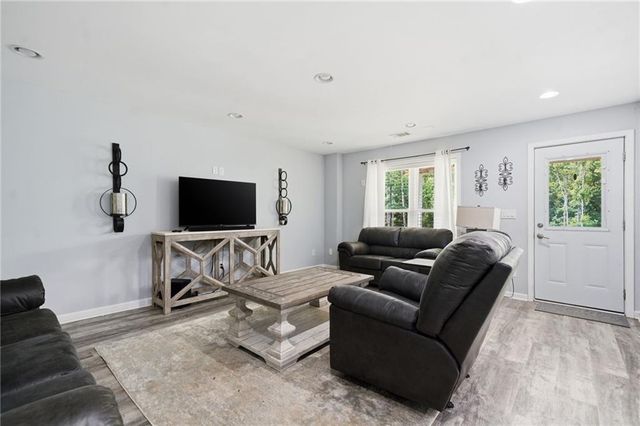 4055 Knox Bridge Highway, Canton, GA 30114