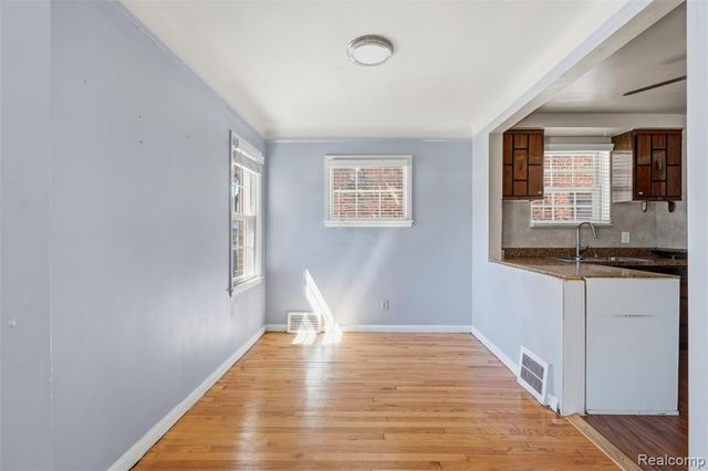 18968 Murray Hill Street, Detroit, MI 48235