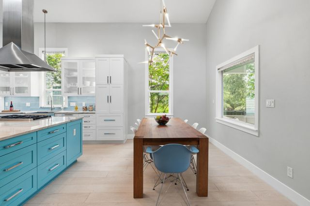 708 Upson ST, Austin, TX 78703