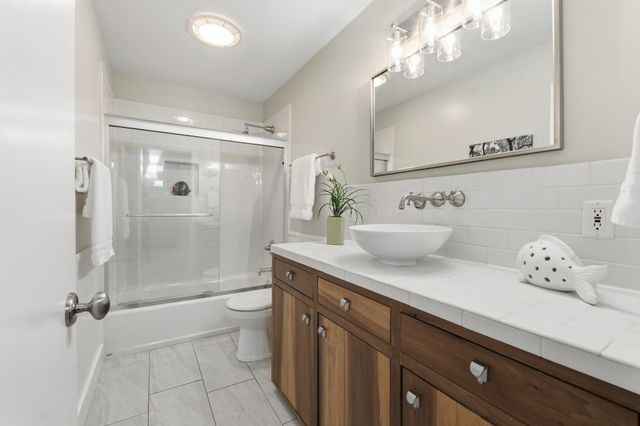 708 Upson ST, Austin, TX 78703