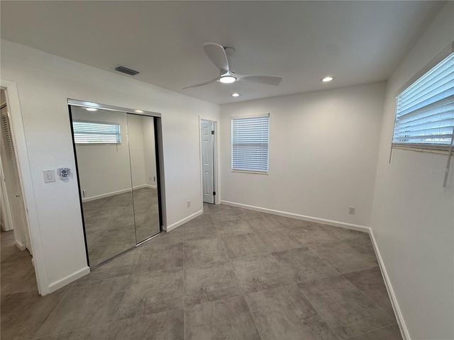 15573 BEDFORD CIRCLE E, Clearwater, FL 33764