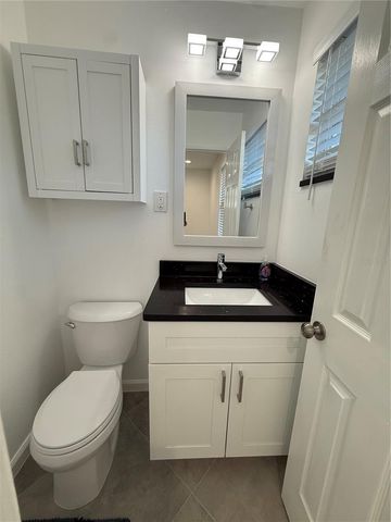 15573 BEDFORD CIRCLE E, Clearwater, FL 33764