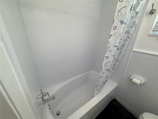 15573 BEDFORD CIRCLE E, Clearwater, FL 33764