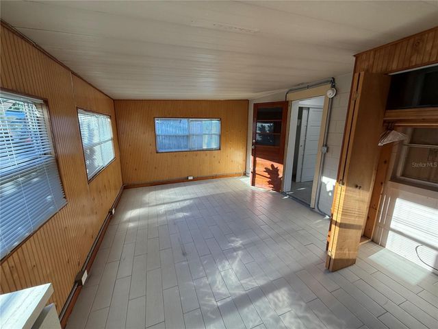 15573 BEDFORD CIRCLE E, Clearwater, FL 33764