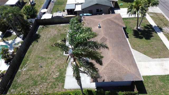 15573 BEDFORD CIRCLE E, Clearwater, FL 33764