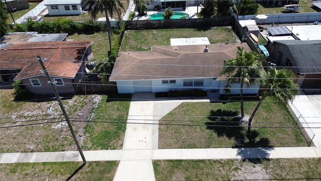 15573 BEDFORD CIRCLE E, Clearwater, FL 33764