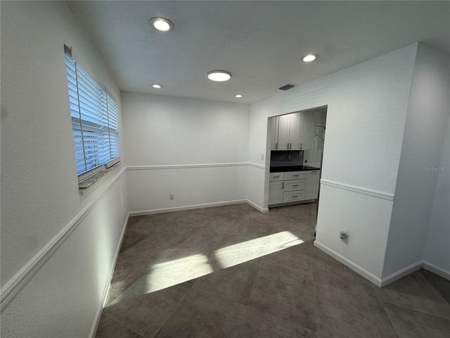 15573 BEDFORD CIRCLE E, Clearwater, FL 33764