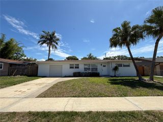 15573 BEDFORD CIRCLE E, Clearwater, FL 33764