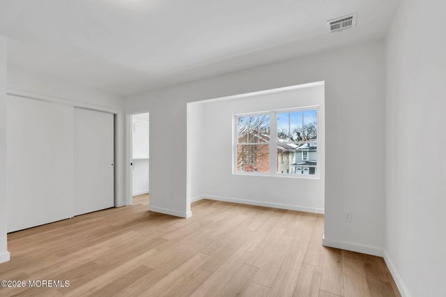 211 De Witt Avenue, Asbury Park, NJ 07712