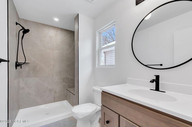 211 De Witt Avenue, Asbury Park, NJ 07712