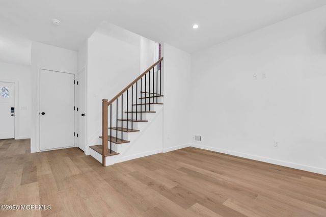 211 De Witt Avenue, Asbury Park, NJ 07712