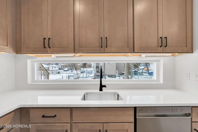 211 De Witt Avenue, Asbury Park, NJ 07712