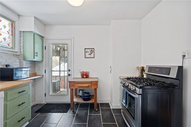 605 Whitney Ave, Regent Square, PA 15221