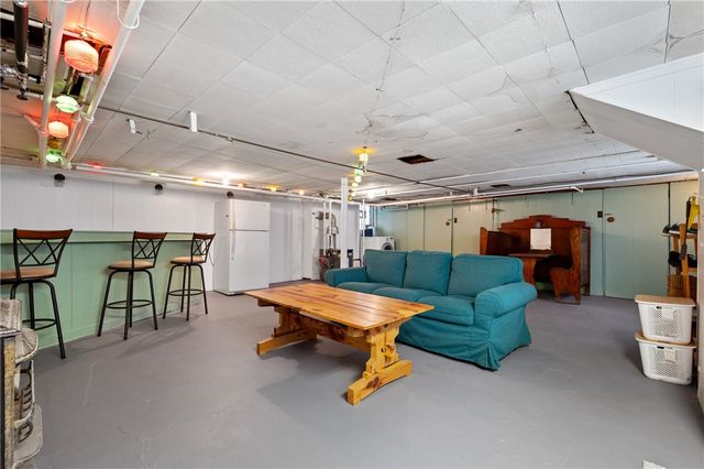 605 Whitney Ave, Regent Square, PA 15221