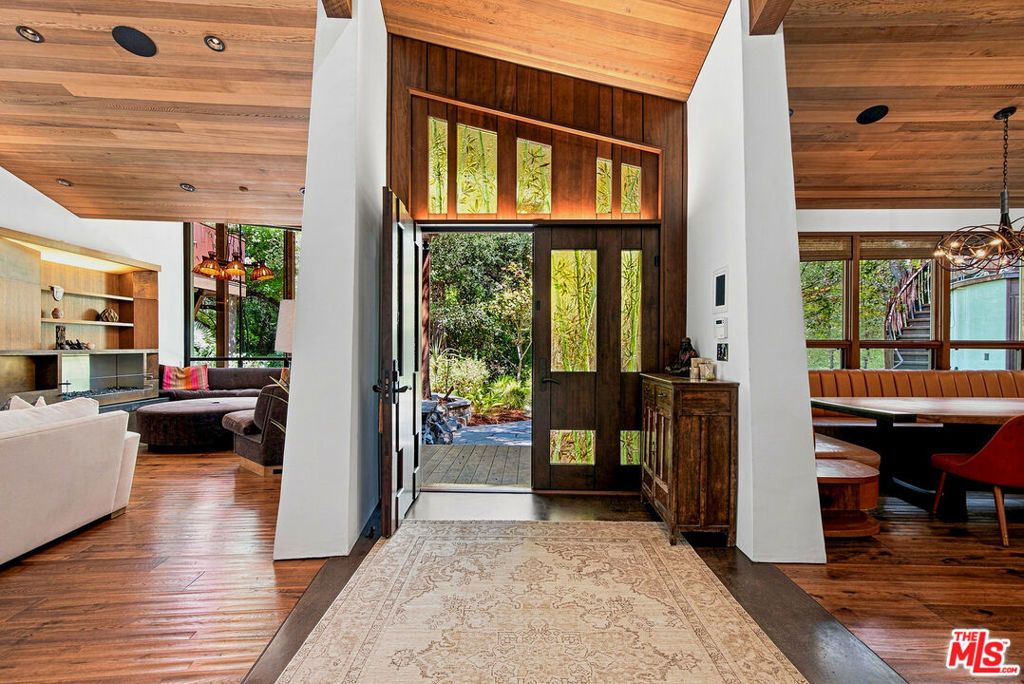 3851 Kingswood Road, Sherman Oaks, CA 91403 — photo 2