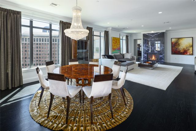 2525 N PEARL Street 1601A, Dallas, TX 75201