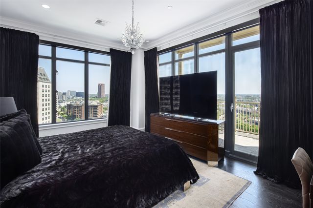 2525 N PEARL Street 1601A, Dallas, TX 75201