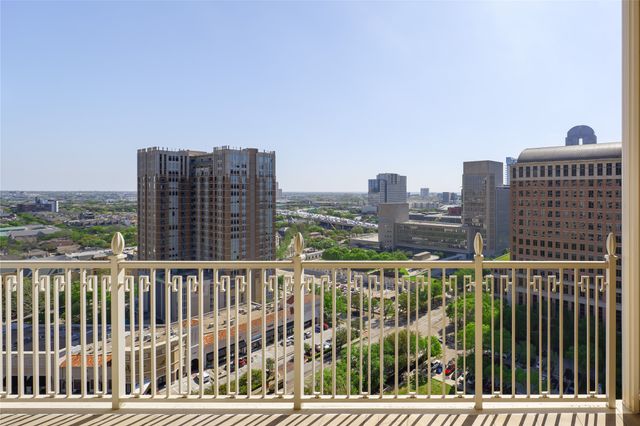 2525 N PEARL Street 1601A, Dallas, TX 75201