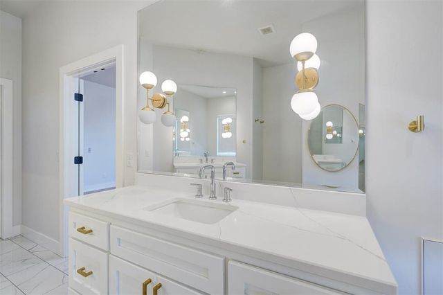 101 Pont Neuf Court, Edmond, OK 73034