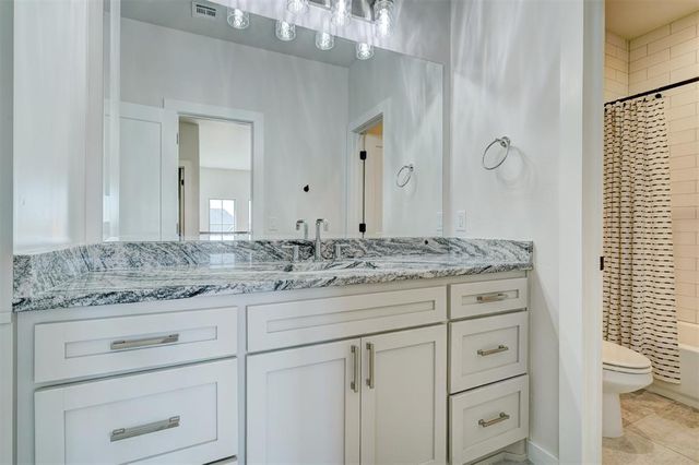 101 Pont Neuf Court, Edmond, OK 73034