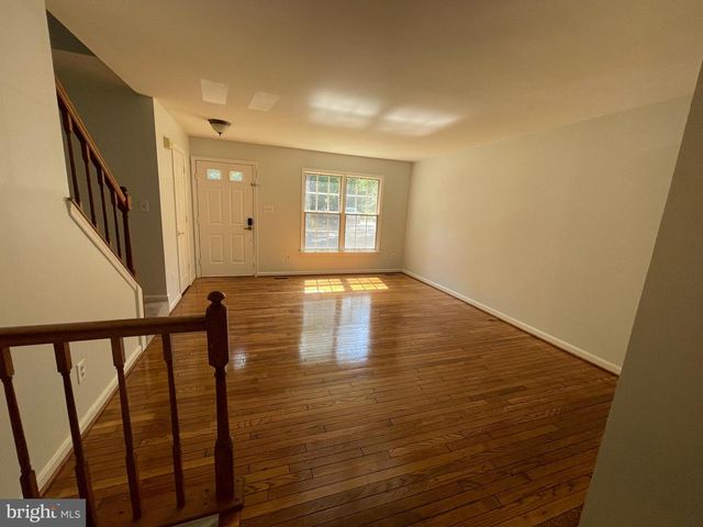 12638 MONARCH CT, Woodbridge, VA 22192