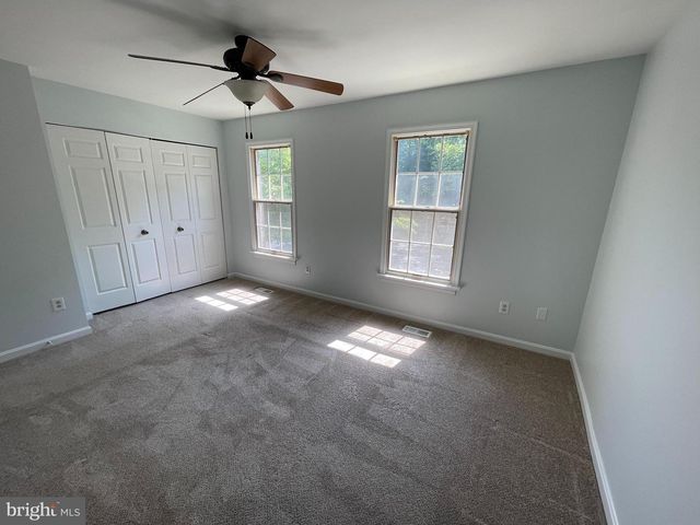 12638 MONARCH CT, Woodbridge, VA 22192