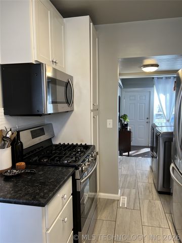 4544 E 5th Place, Tulsa, OK 74112