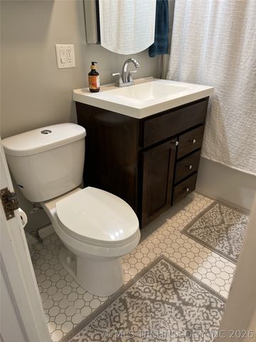 4544 E 5th Place, Tulsa, OK 74112