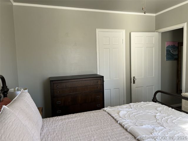 4544 E 5th Place, Tulsa, OK 74112