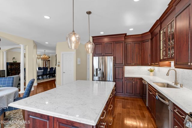 118 Pelican Court, Marlboro, NJ 07746